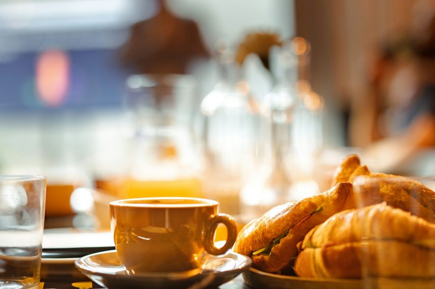 dine-01-breakfast