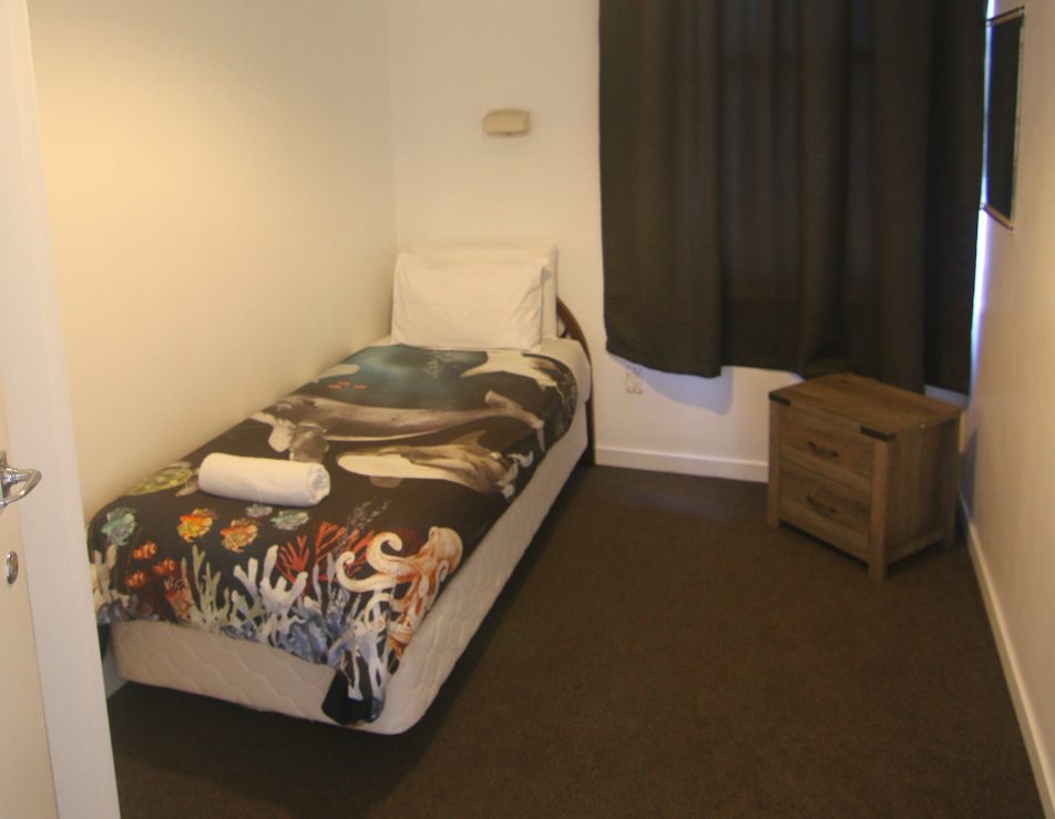 stay-02-rooms-singleroom